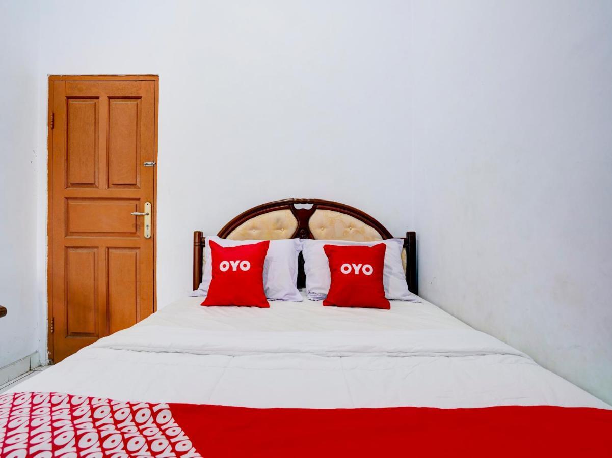 Super Oyo 90118 Hotel Diamond Syariah Subang Exterior foto