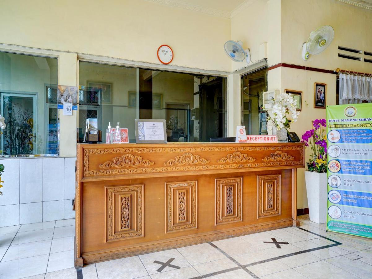 Super Oyo 90118 Hotel Diamond Syariah Subang Exterior foto