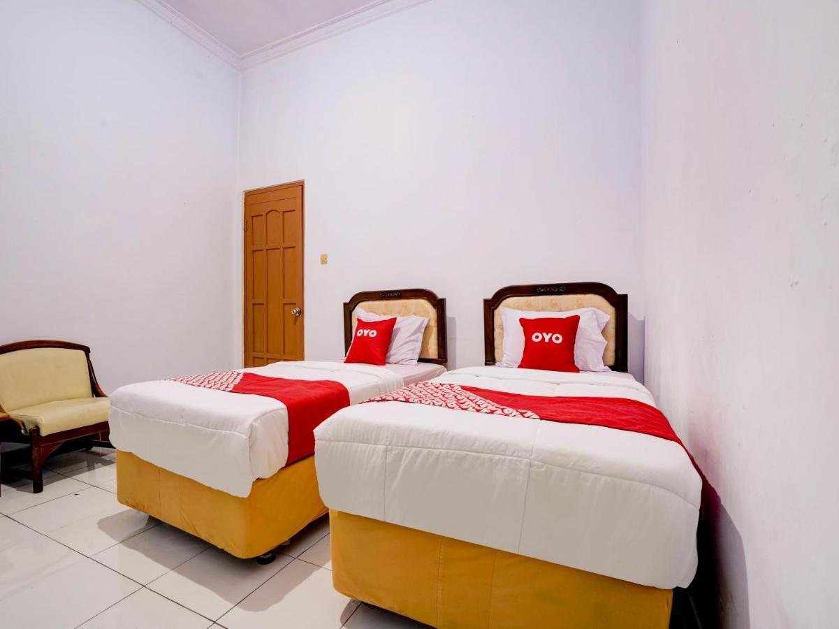 Super Oyo 90118 Hotel Diamond Syariah Subang Exterior foto