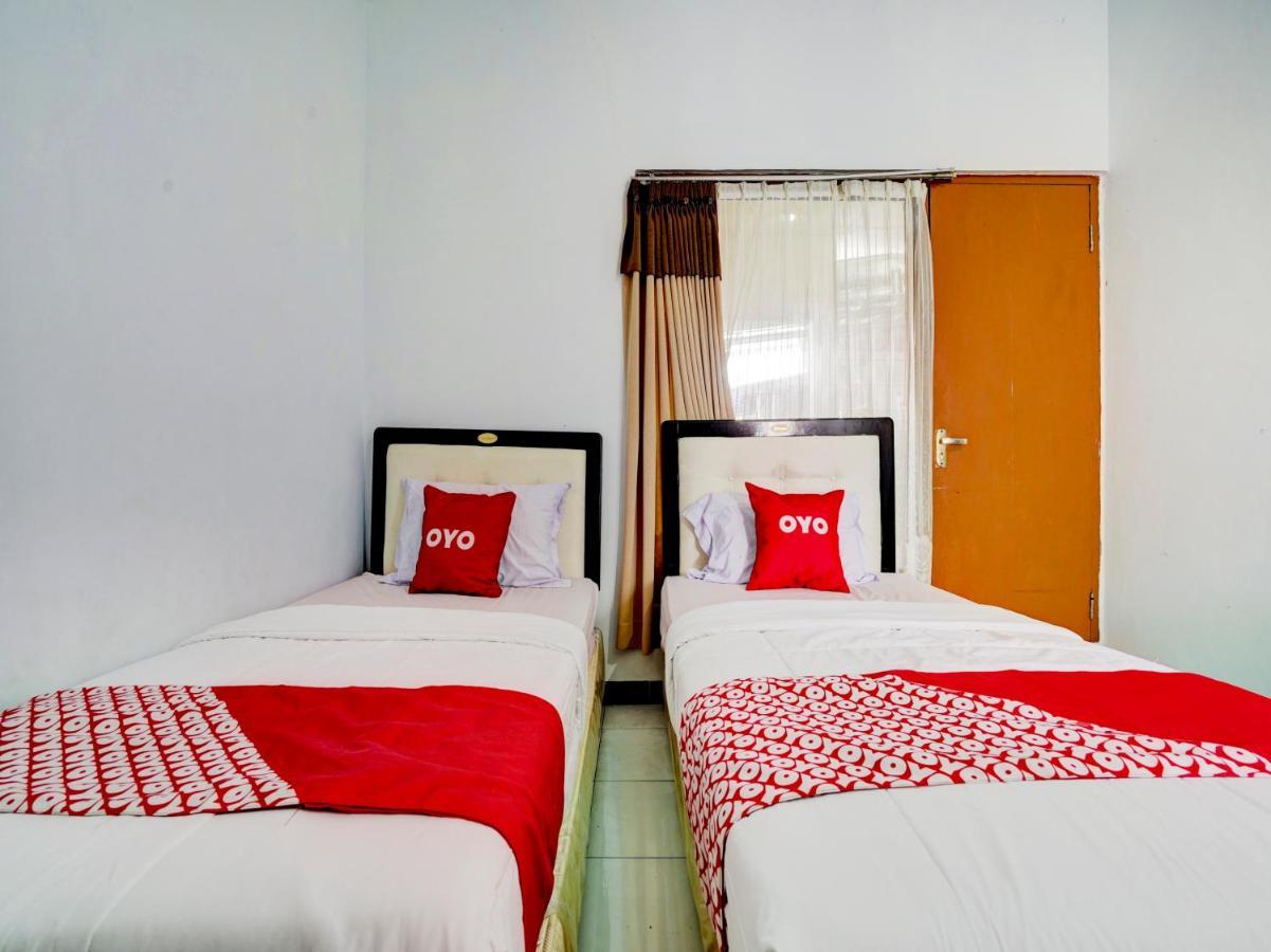 Super Oyo 90118 Hotel Diamond Syariah Subang Exterior foto