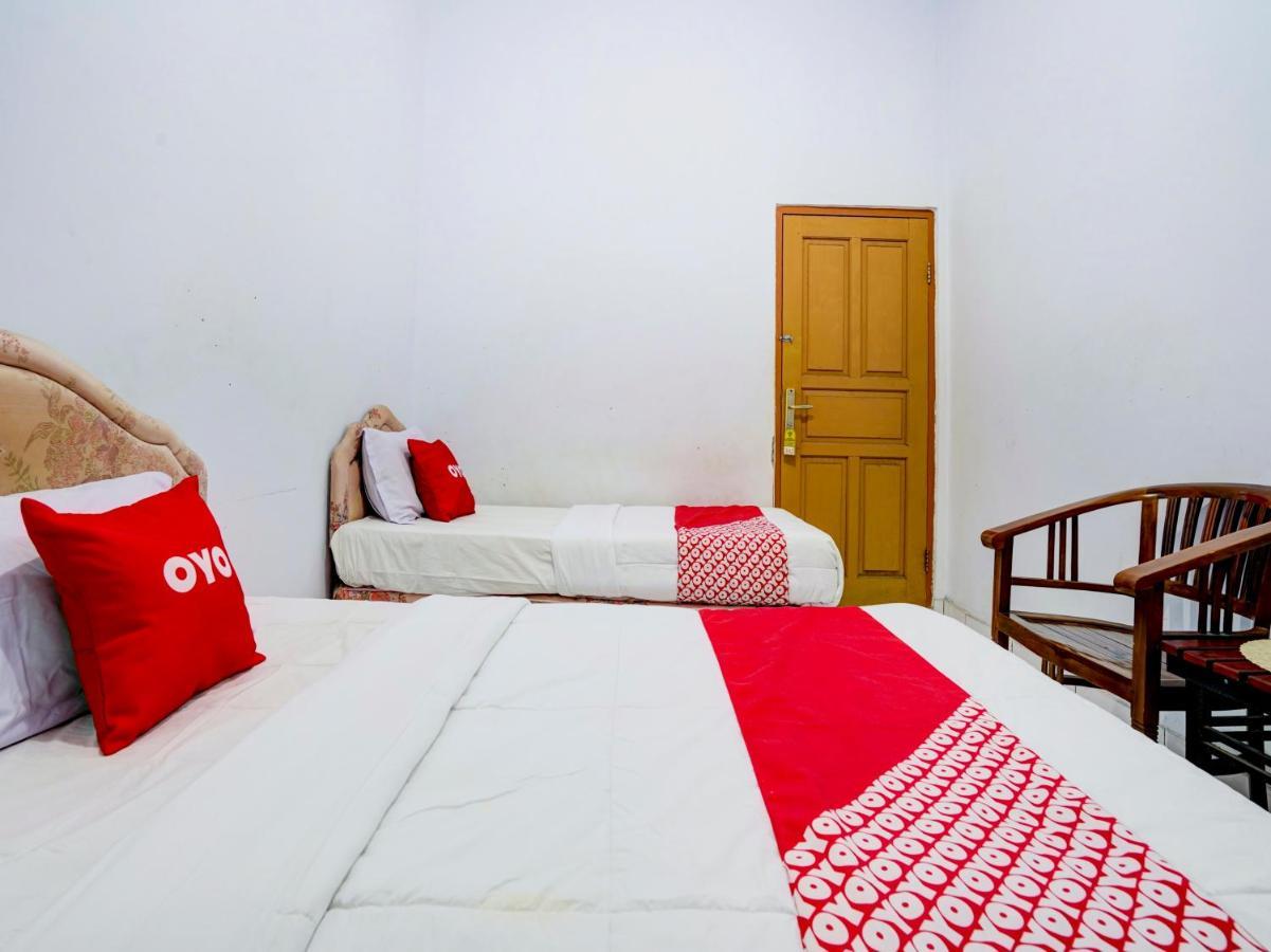 Super Oyo 90118 Hotel Diamond Syariah Subang Exterior foto